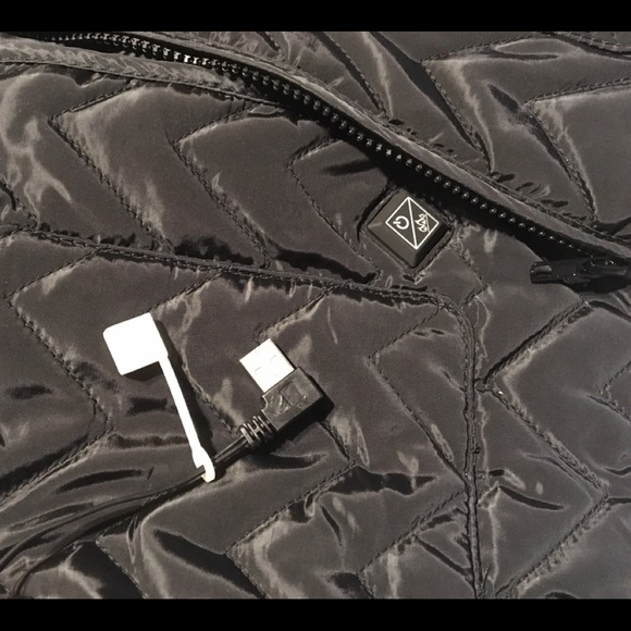 Heated Apparel adjustable Puffy vest (med-xxl) - Picture 7 of 8